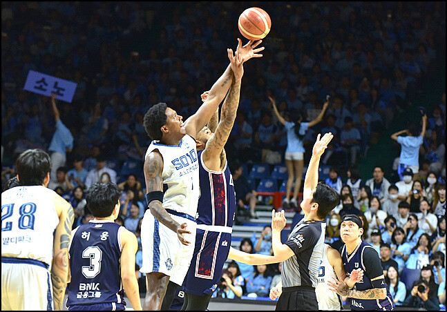 [BK포토화보] 부산 KCC vs 고양 소노 챔피언결정전 4차전 경기모습