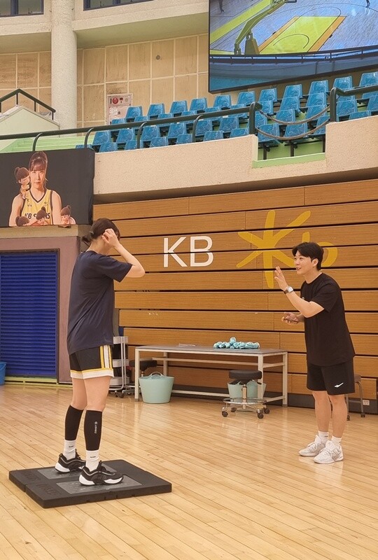 연습체육관 구석에 있는 ‘점프 매트’...
